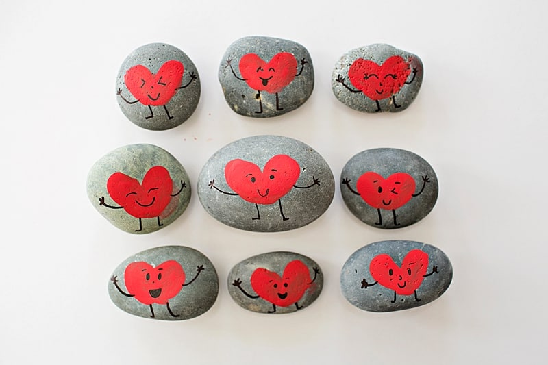 Mother's Day Painted Rock Craft with Fingerprint Art - Projects