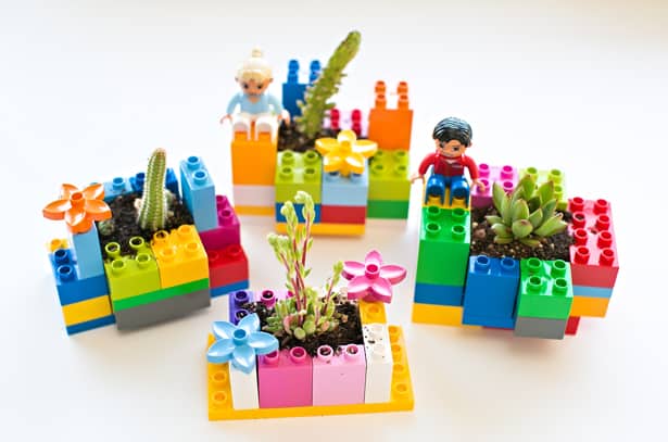 Planter made with LEGO bricks (DIY) 
