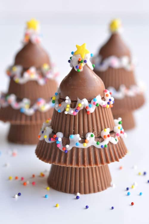 10 Festive Christmas Shaped Treats And Snacks For Your Holiday Party