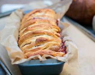 Peanut Butter And Jelly Pull Apart Bread