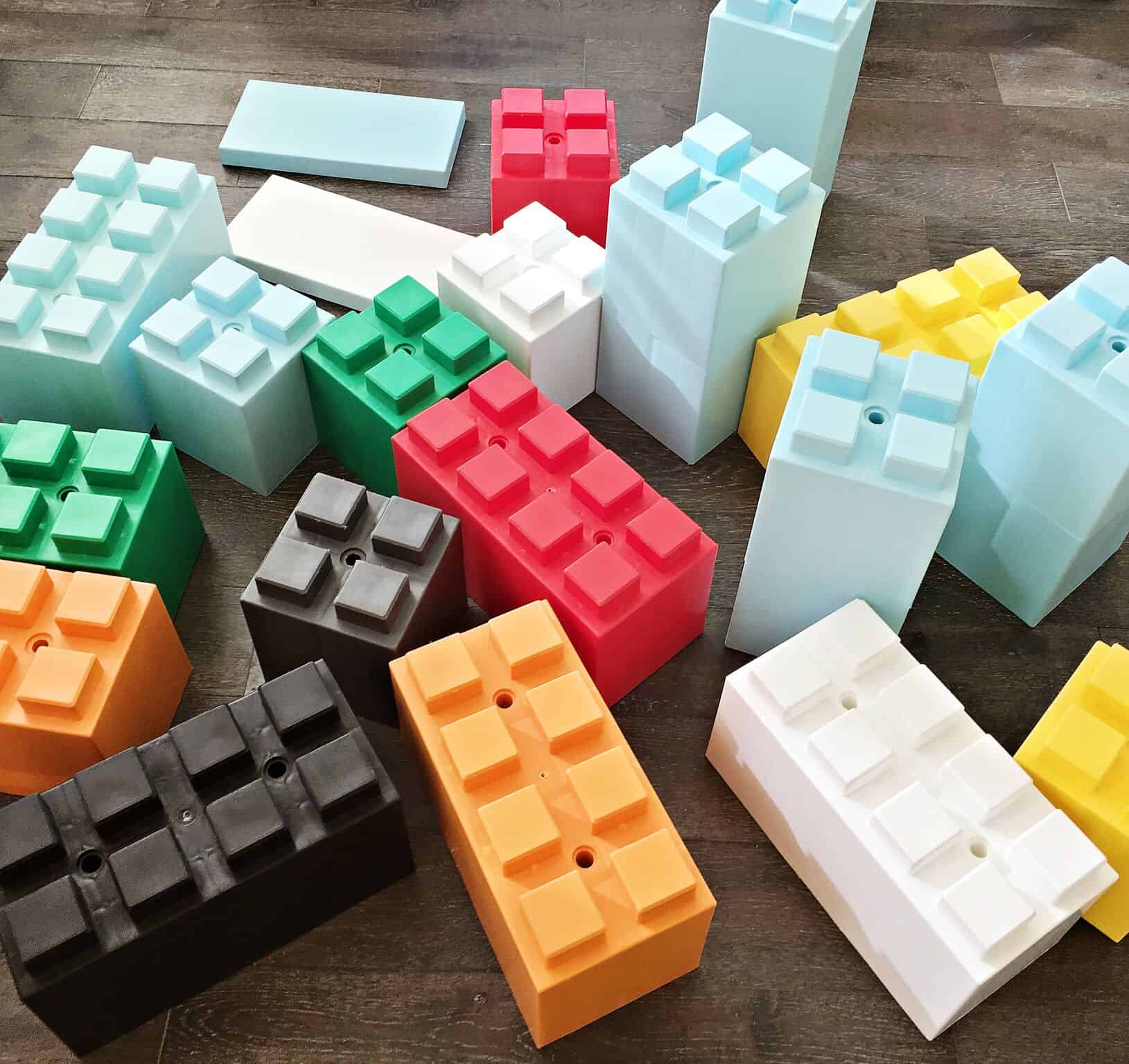 building blocks similar to legos