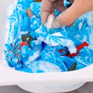 FROZEN SHAVING CREAM OCEAN SENSORY PLAY - hello, Wonderful