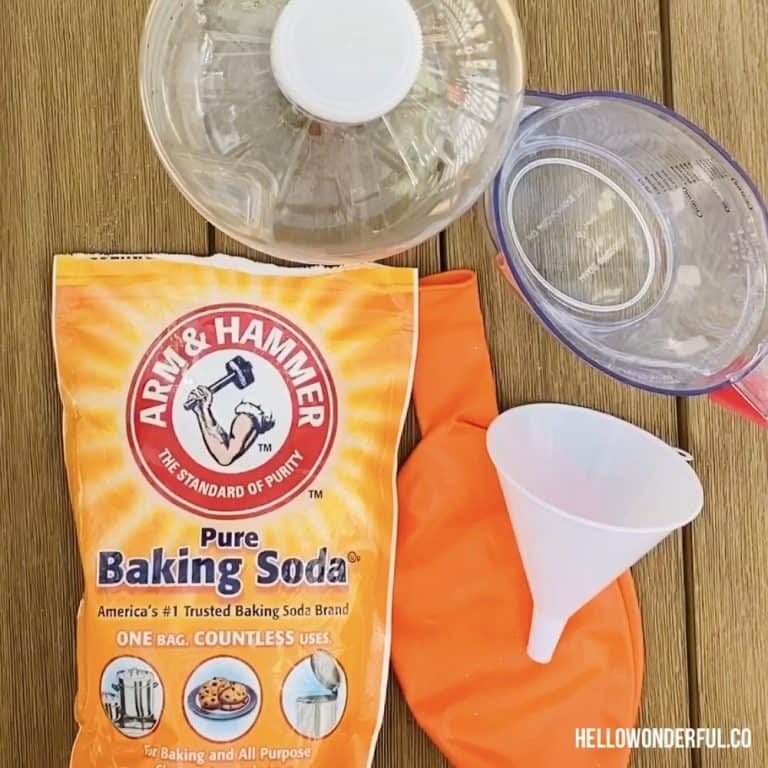 GIANT BALLOON BAKING SODA AND VINEGAR EXPERIMENT - hello, Wonderful