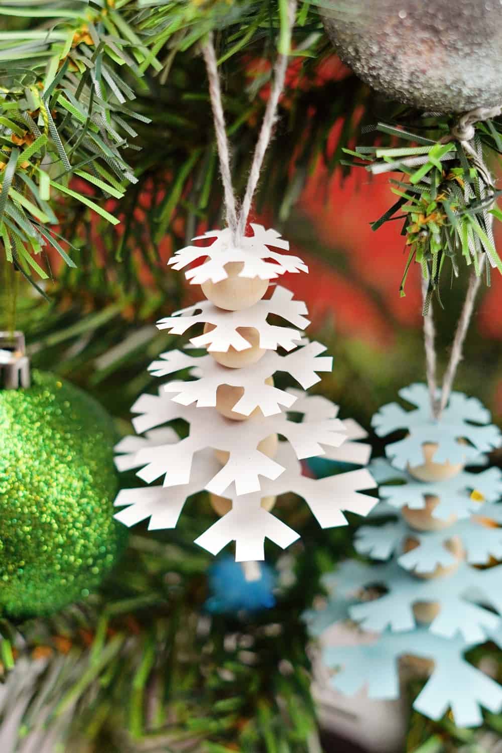 Paper Snowflake Tree Ornaments - Paper Snowflake Template