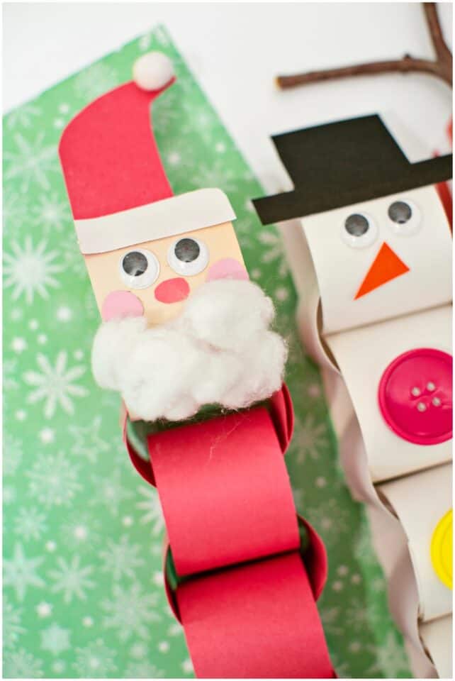 Cute and Easy Christmas Paper Chain Garland Craft