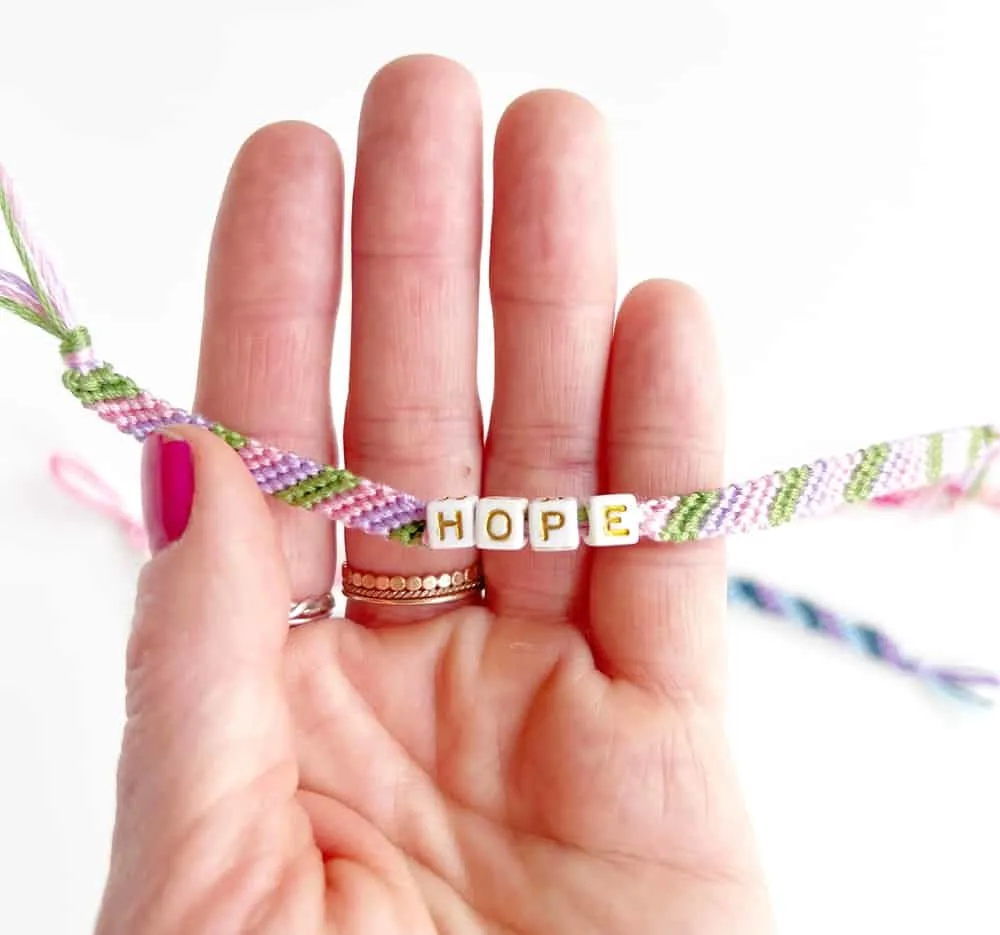 Amazon.com: Needbrock 1060 Pcs String Bracelet Kit, Friendship Bracelets  String Making Kit Including 110 Colors Embroidery Floss, 900 Beads and 50  Cross-Stitch Tool, String Kit for Friendship Bracelet Making : Arts, Crafts  & Sewing