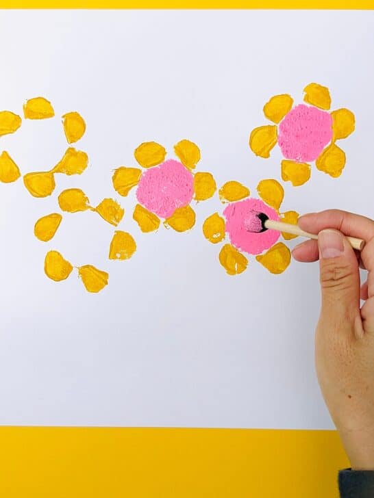 \Make This Adorable Paper Tube Flower Art