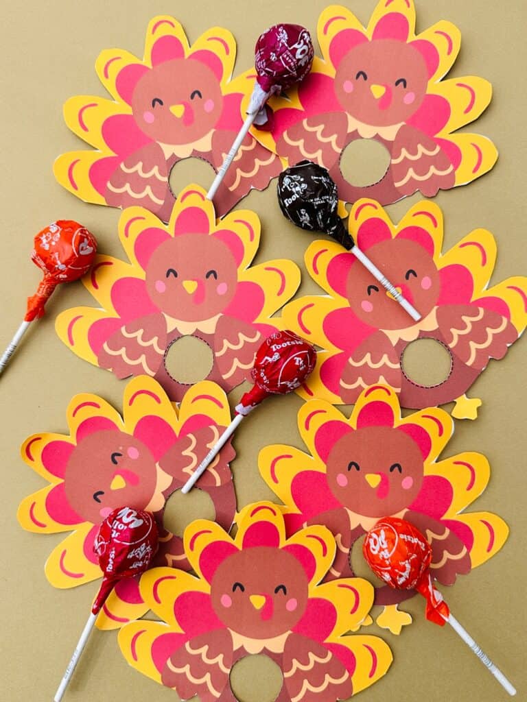 Turkey Lollipops - Cute Thanksiving Treat With Printable